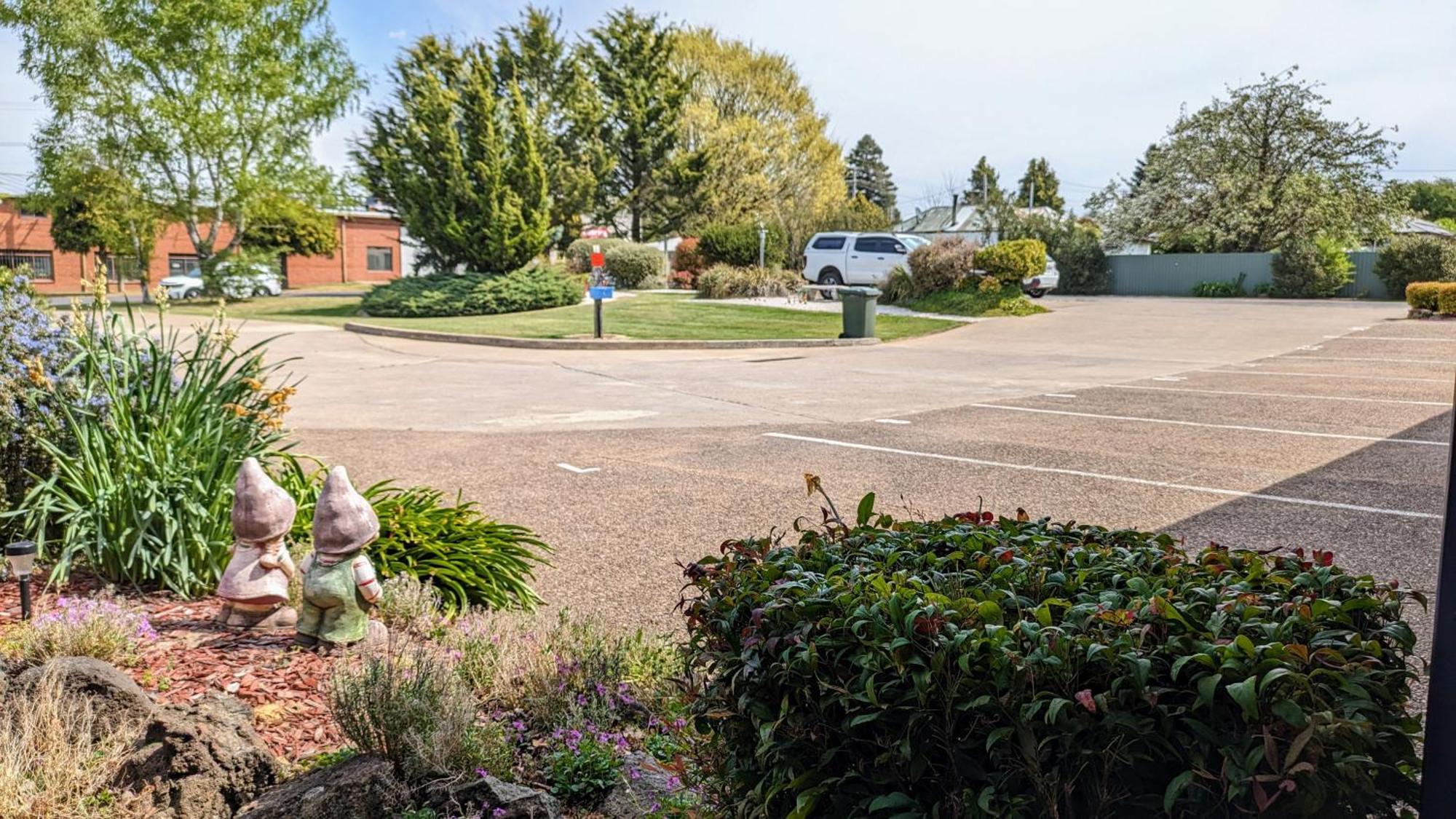 Highlands Motor Inn Oberon Bagian luar foto